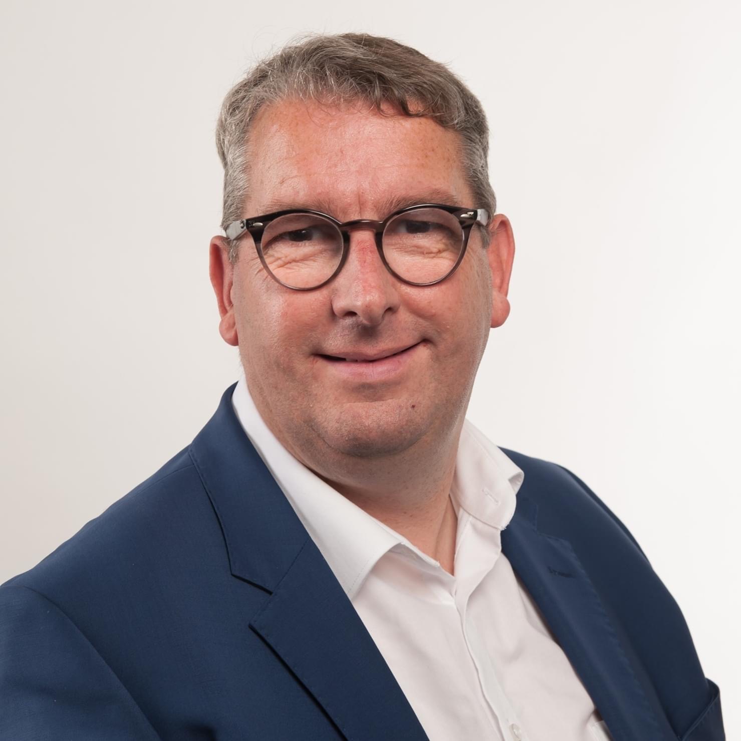 (Ernst-Ingo Lind)
