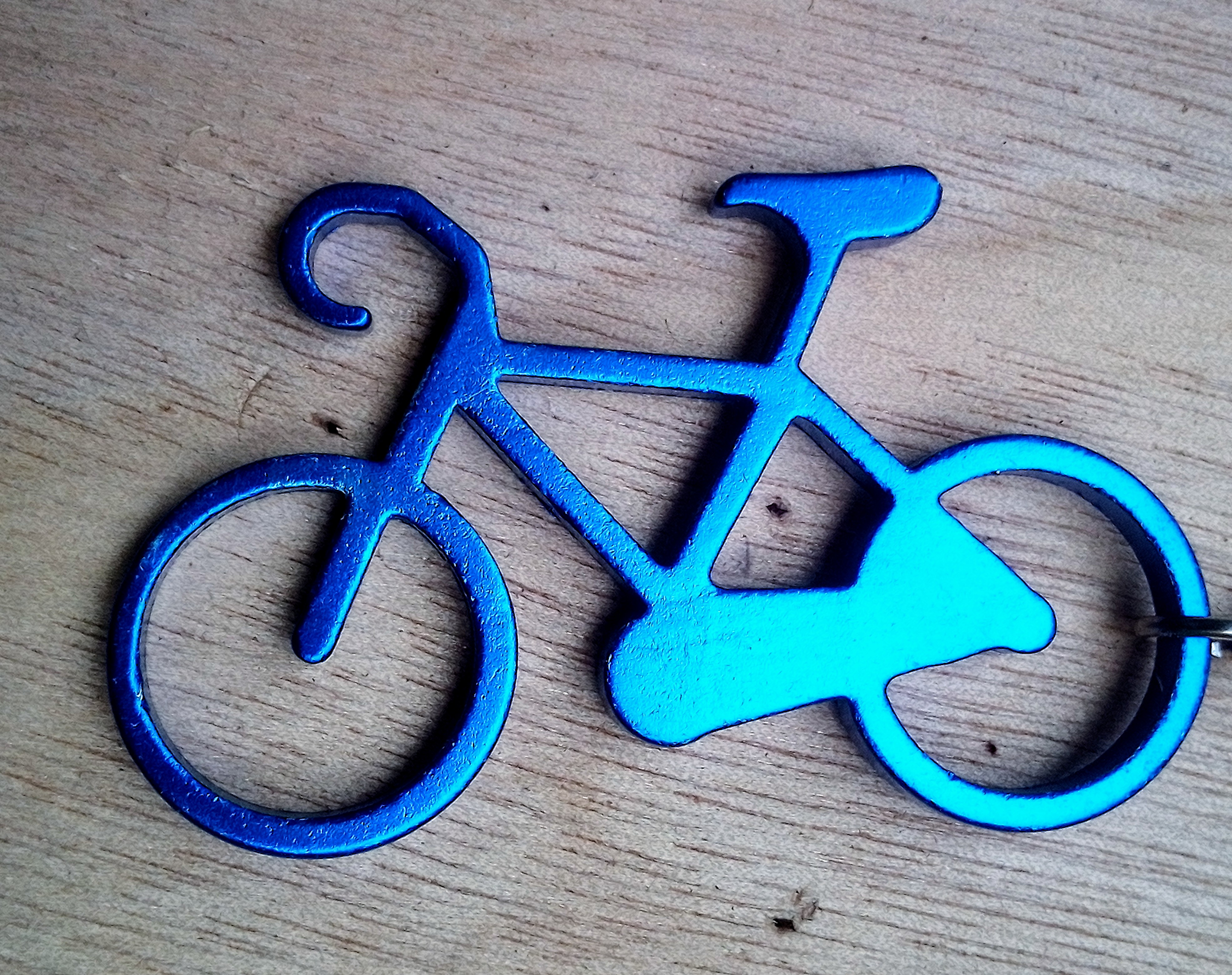 Der mit dem kleinen blauen Fahrrad