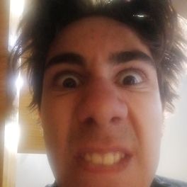 Tomás