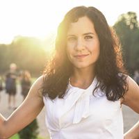 Szikszai Éva
