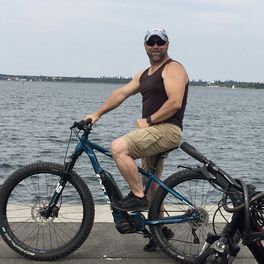 Mike Mūller 