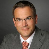 Lutz Schaefer
