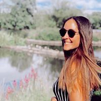 Tania R. Lopes