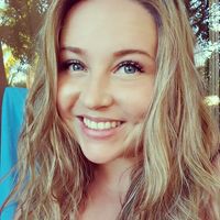 Яна Шаповалова