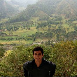 Daniel Uribe E