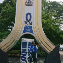 m akhir