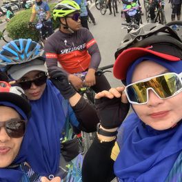 lily azman