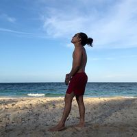 Justine Galindez Trono