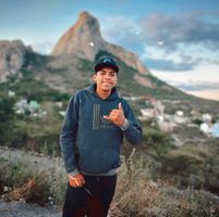 Miguel Zuñiga Chikis Rz