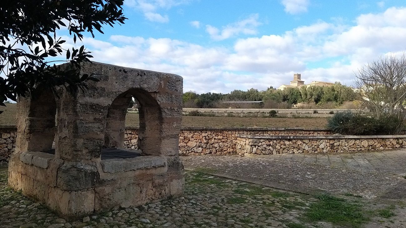 Mallorca a peu: pous i molins d'Ariany
