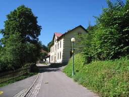 Hebe Bild 1 entlang der Bikemap-Route "Žacléř – Horní Albeřice – Niedamirów (PL) - Žacléř" hervor