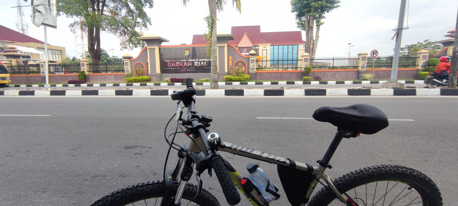 Kampung Dalam, Kecamatan Senapelan to Jalan Kota Baru No.2, Kecamatan Senapelan