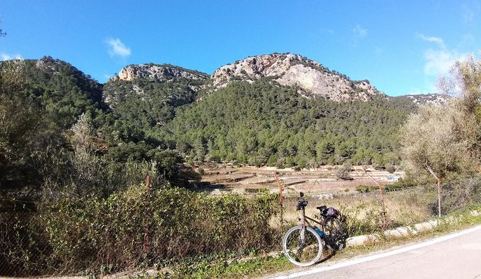 Photo 1 of the Bikemap route "Mallorca: Palma-Esporles-Puigpunyent-Palma"