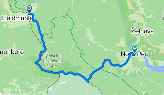 2021_12 Třístoličník a Plechý na sněžnicích