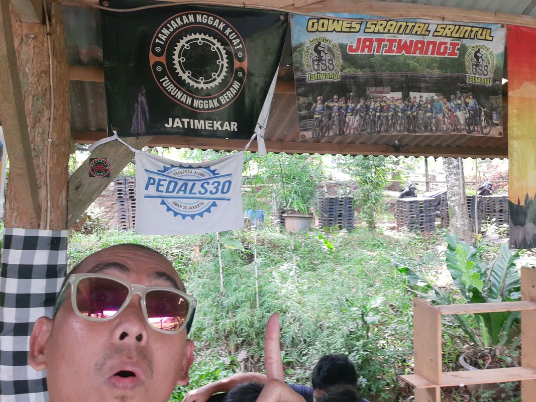 Jalan Oleander 8, Kecamatan Setu to Jalan Mekar, Cileungsi