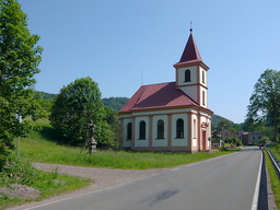 Hebe Bild 1 entlang der Bikemap-Route "Okruh přes Petříkovice,Polsko a úbočí Špičáku" hervor Hebe Bild 1 entlang der Bikemap-Route "Okruh přes Petříkovice,Polsko a úbočí Špičáku" hervor