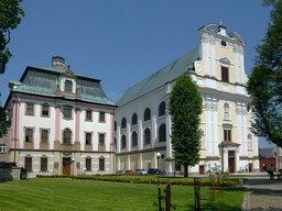 Hebe Bild 11 entlang der Bikemap-Route "Okruh přes Petříkovice,Polsko a úbočí Špičáku" hervor Hebe Bild 11 entlang der Bikemap-Route "Okruh přes Petříkovice,Polsko a úbočí Špičáku" hervor