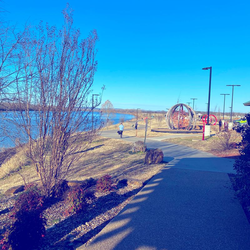 121 Riverfront Dr, Fort Smith to 121 Riverfront Dr, Fort Smith
