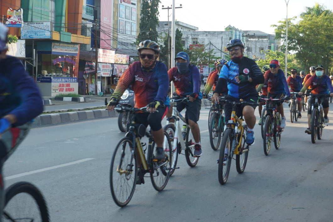 Jalan Jendral Sudirman 1, Kecamatan Banjarmasin Tengah to Jalan Meratus No 2B, Kecamatan Banjarmasin Tengah