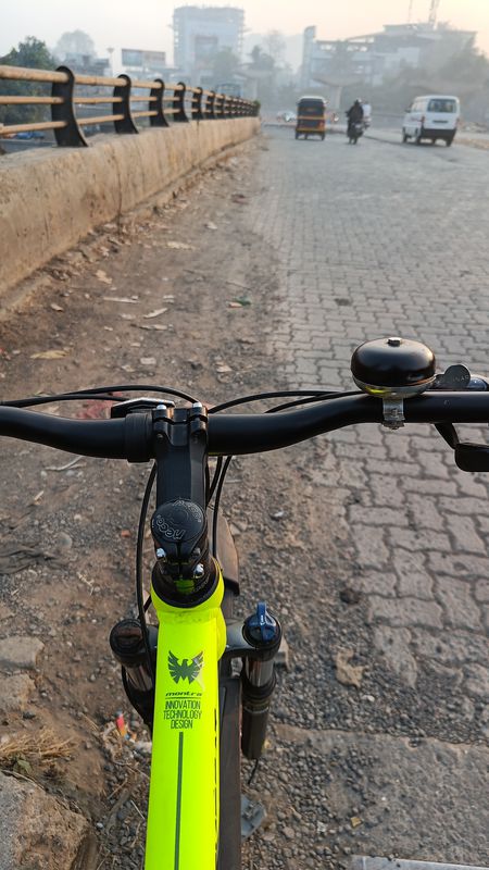 Thane to Badlapur Junction, Nilje Gaon