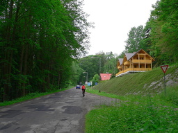 Hebe Bild 5 entlang der Bikemap-Route "Okruh přes Černou Horu,Horní Maršov a Antonínovo údolí" hervor