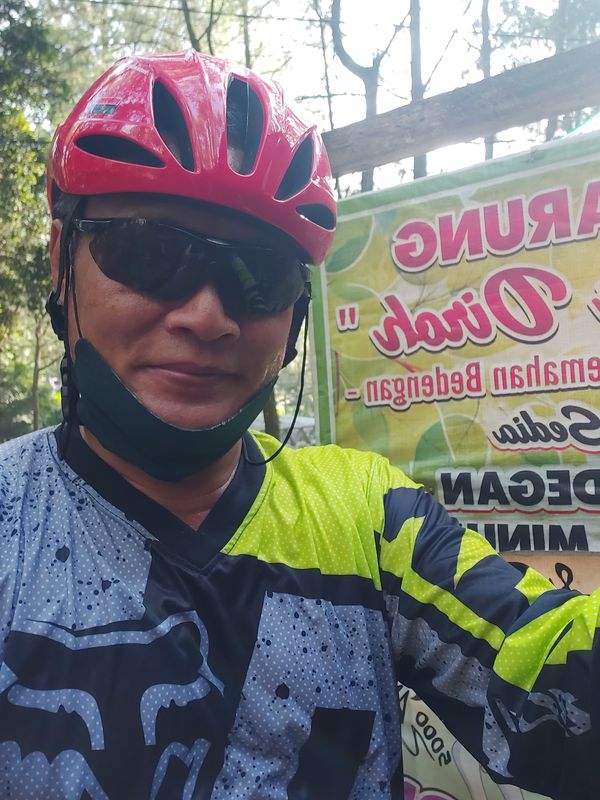 Jalan Apel No.13, Kecamatan Junrejo to Jalan Apel No.13, Kecamatan Junrejo