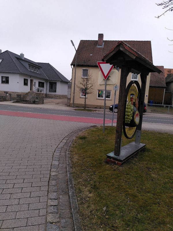 2022-03-19 Aischtalradweg Hinweisschilder und Strecke in Ipsheim Fotografiert