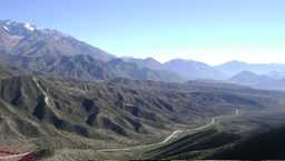 Hebe Bild 3 entlang der Bikemap-Route "Travesia en bici por mendoza" hervor