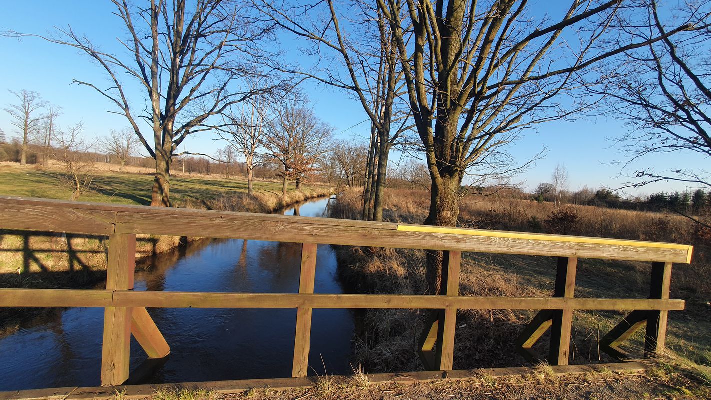 Żwirki i Wigury 38, Legnica do Żwirki i Wigury 37, Legnica