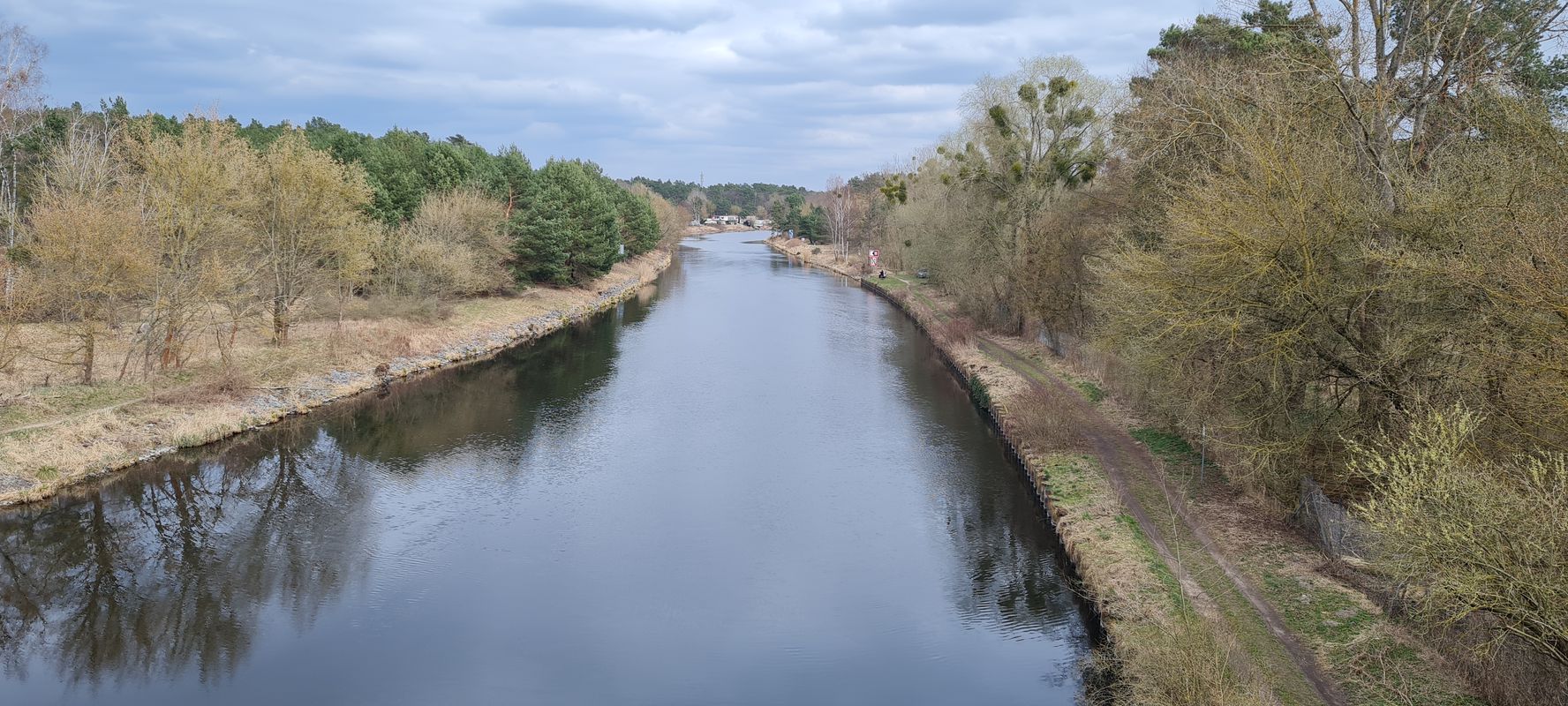 Lupsteiner Weg 21, Berlin nach Lupsteiner Weg 24, Berlin