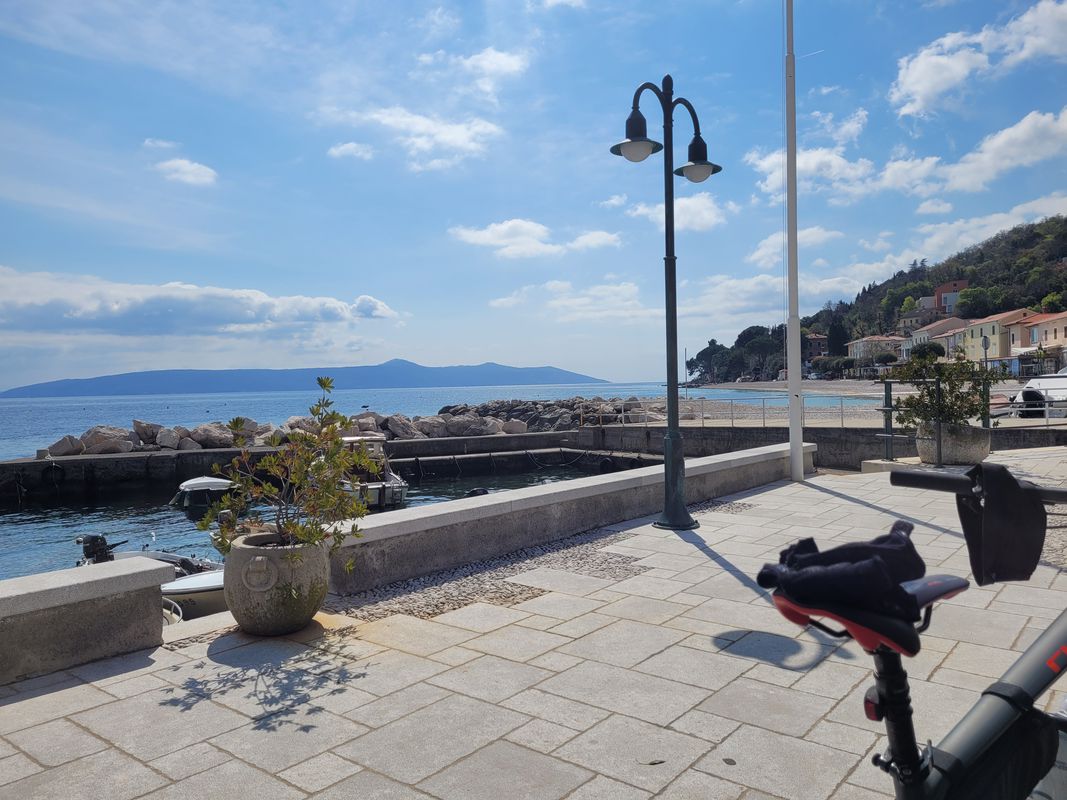 Ulica Ivana Luppisa 13/220, Rijeka to D66 19, Mošćenička Draga