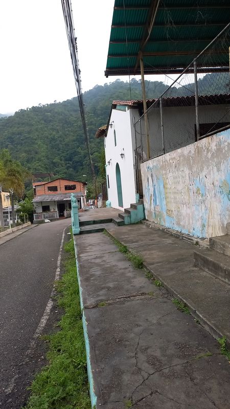 Edif. Josefa Maria a Piscina Carmania