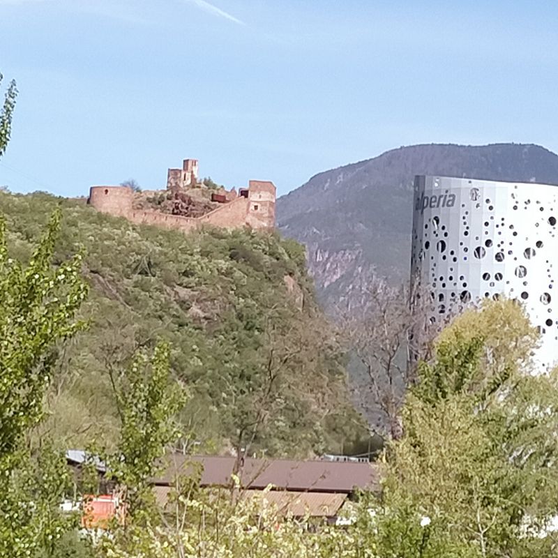 Da Via alle Ghiaie 56, San Michele all'Adige a Via alle Ghiaie 56, San Michele all'Adige