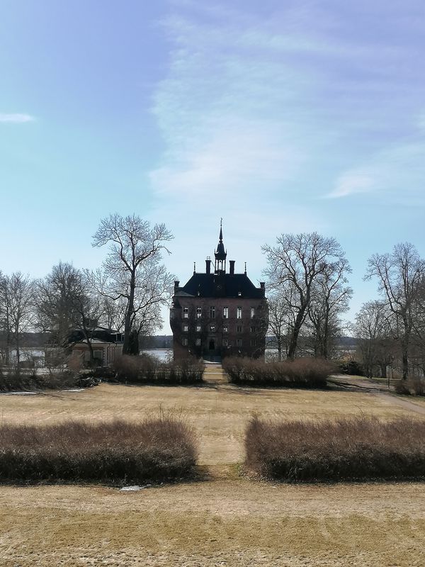 Castle to castle