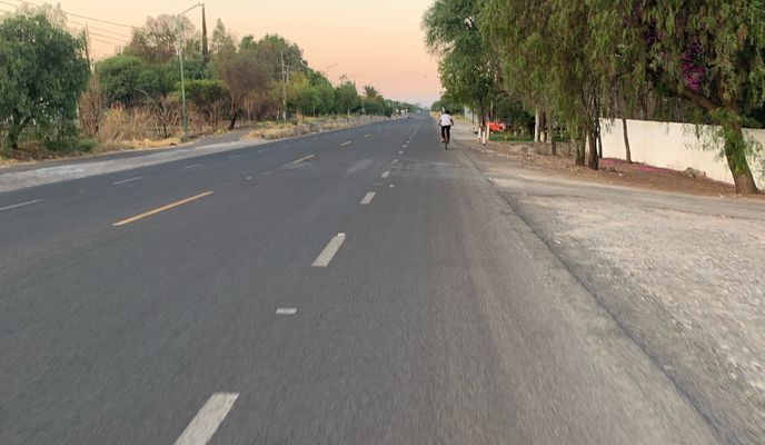 Foto 1 der Bikemap-Route "Calle Faisanes 106, Purísima de Bustos a Calle Paseo de los Canarios 114, Purísima de Bustos" Foto 1 der Bikemap-Route "Calle Faisanes 106, Purísima de Bustos a Calle Paseo de los Canarios 114, Purísima de Bustos"