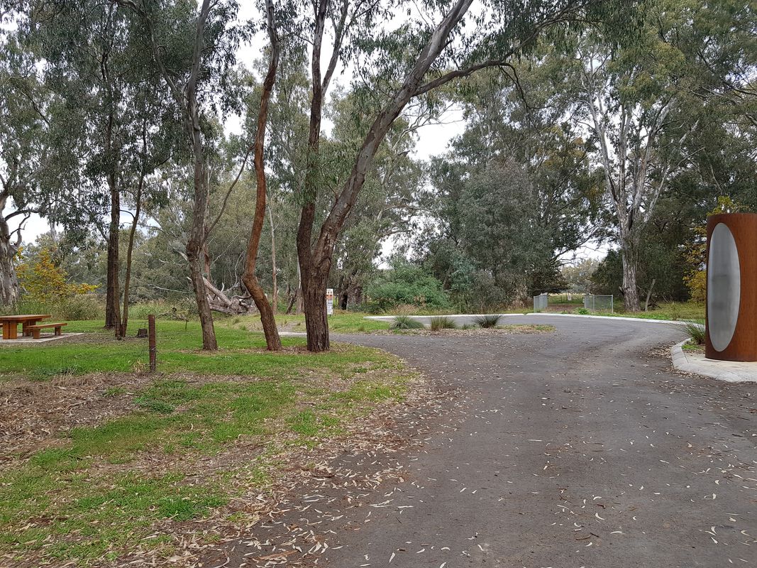Canoe ramp Wonga wetlands, Splitters Creek to Waterview Road, Splitters Creek