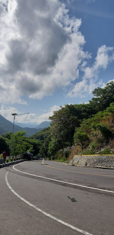 Jalan Ade Irma Suryani 2, Kecamatan Cakranegara to H23M+95J, Kecamatan Pemenang