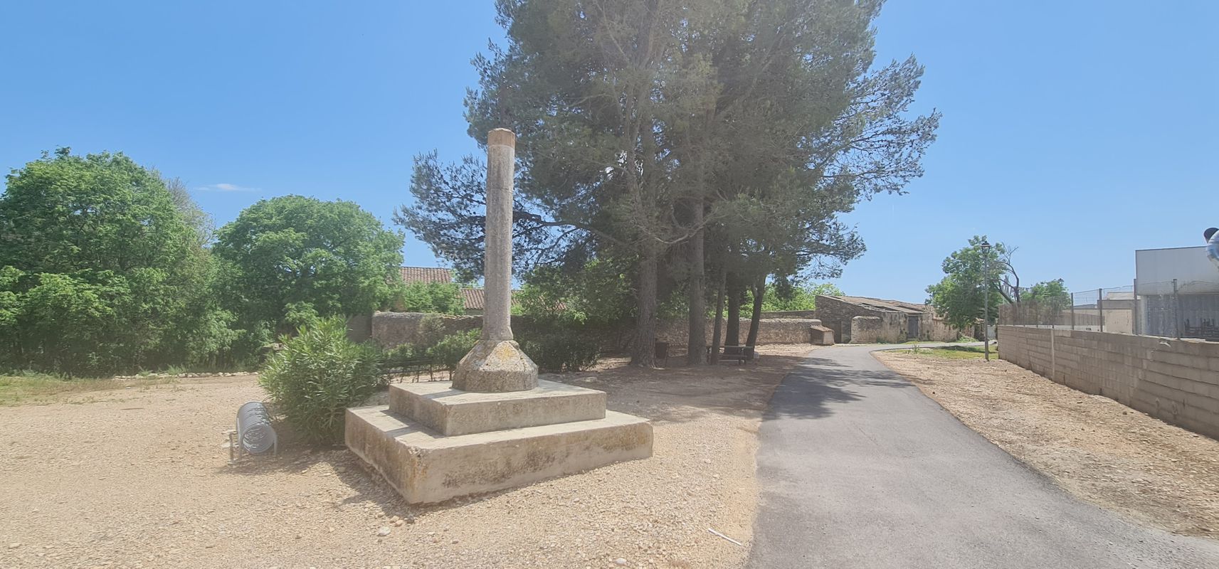 De Carrer de Joanot Martorell 2, Benicarló a Carrer de Joanot Martorell 1, Benicarló