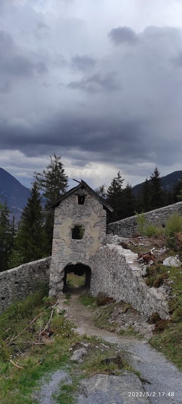 Fabrikstraße 34, Gemeinde Imst do Kronburg 105, Zammerberg
