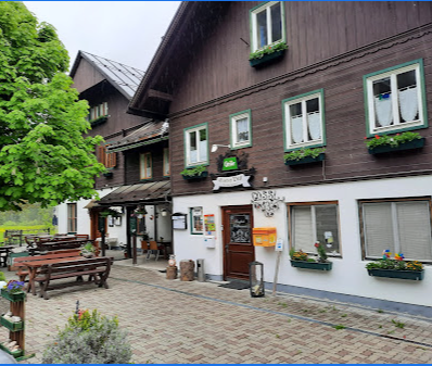 Hebe Bild 19 entlang der Bikemap-Route "SKG lang 2: Strobl-Gößl; 66,1km 680hm" hervor