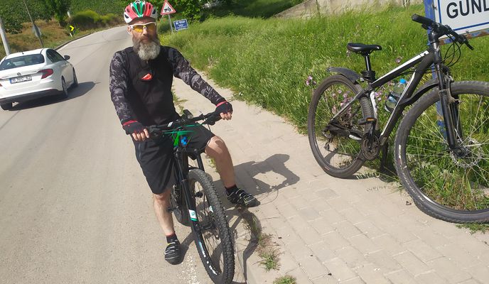 Photo 2 of the Bikemap route "2. Topal Sokak 13 to 3. Kınalı Sokak 9"