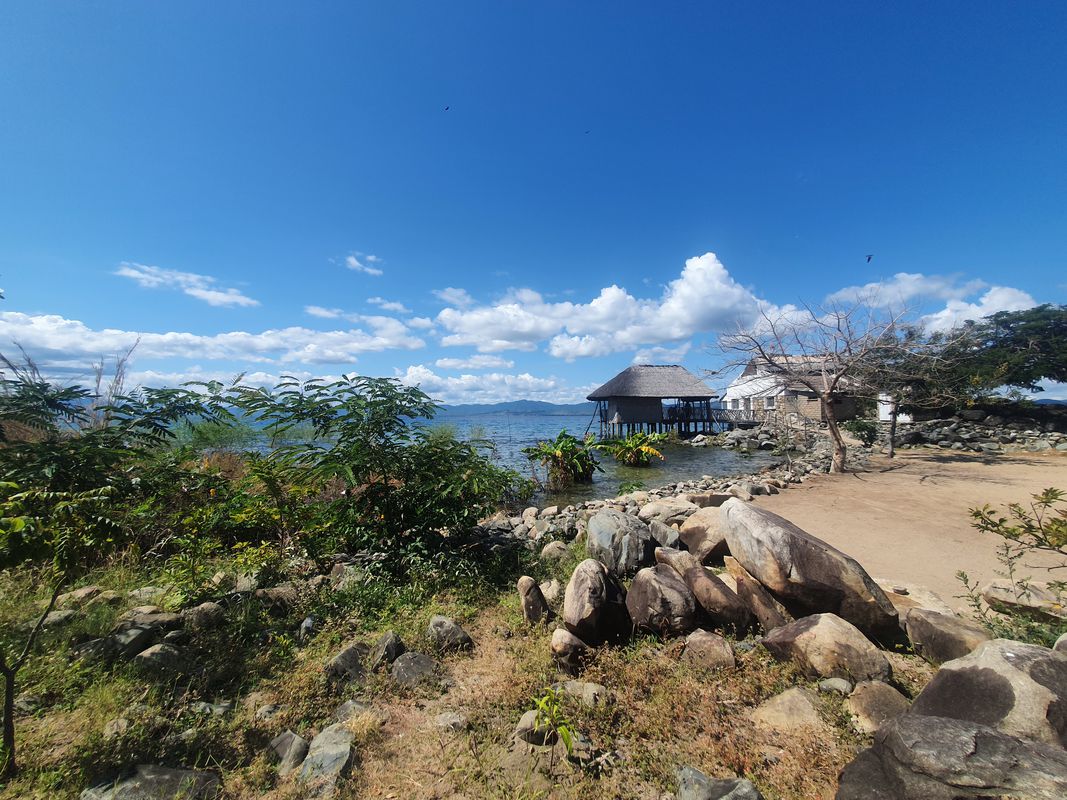 Nikoma Island exploration