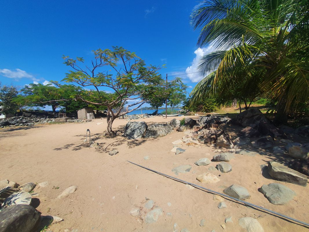 Nikoma Island exploration