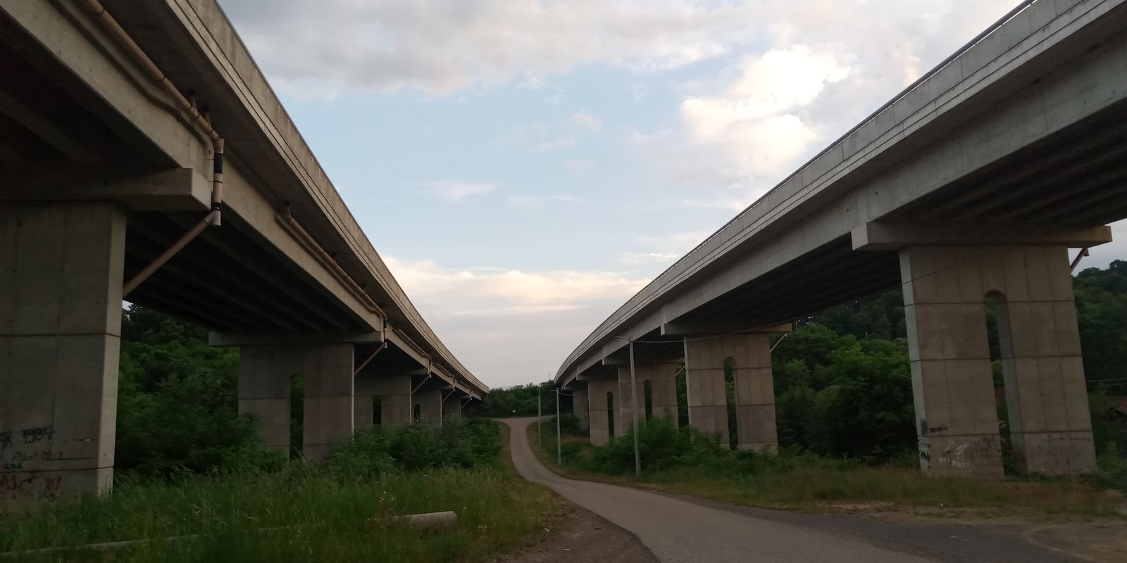 Marka Kraljevića 16, Banja Luka to V7CV+98V, Klasnice