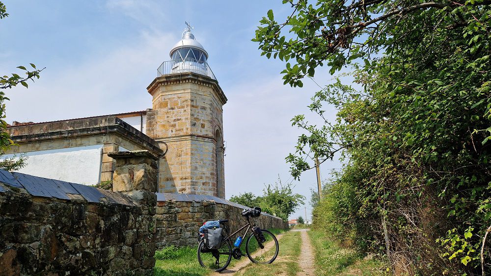 13.Faros del Norte: Playa de Rodiles (Villaviciosa) - faro de Tazones - Gijón