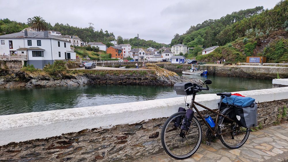 18.Faros del Norte: Navia - faro de cabo San Agustín - faro de isla Tapia - Ribadeo