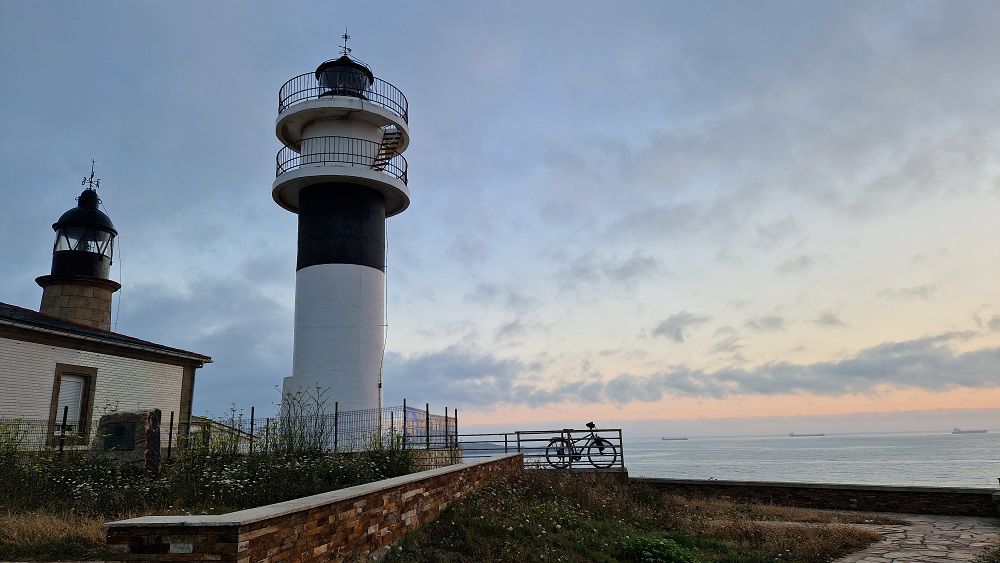 20.Faros del Norte: San Cibrao - faro de San Cibrao - faro de punta Roncadoira - Porto de Bares