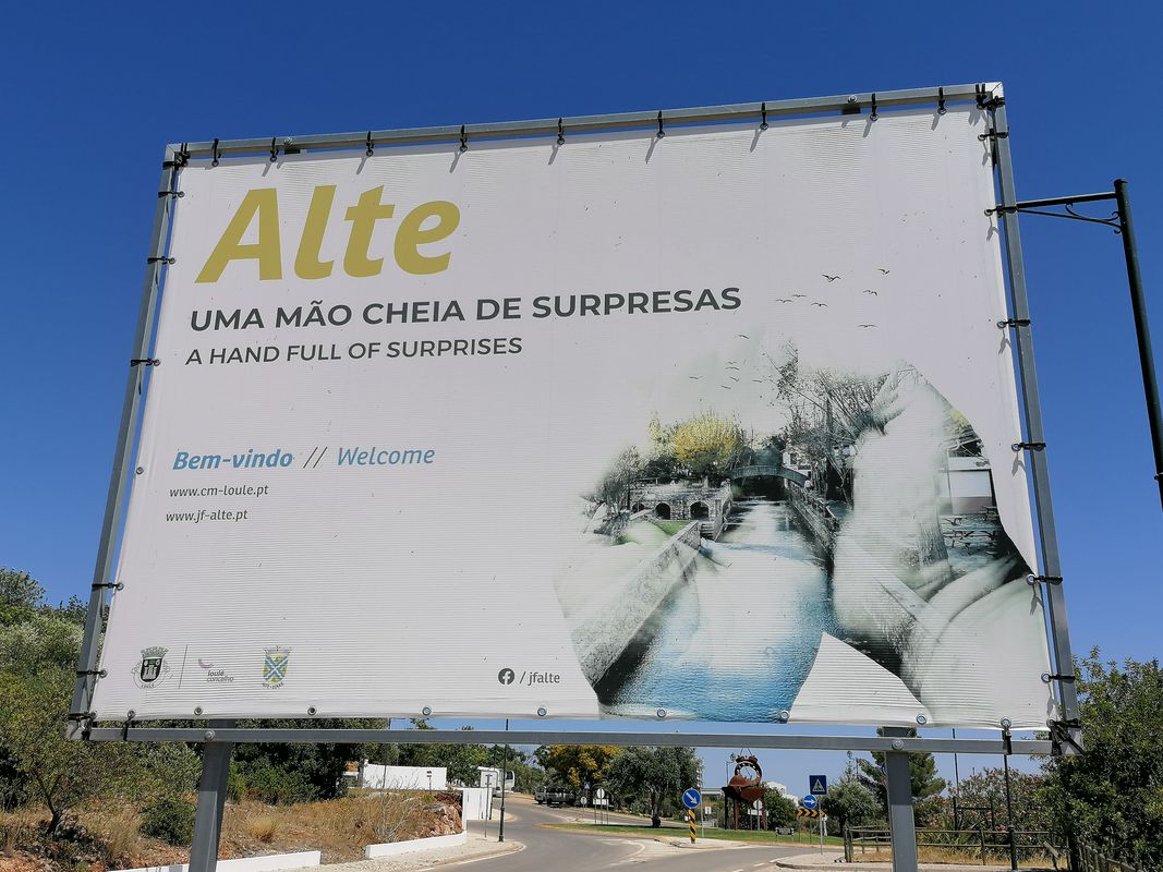 De Quinta do Paraíso 211, Carvoeiro a Avenida 25 de Abril 1, Alte