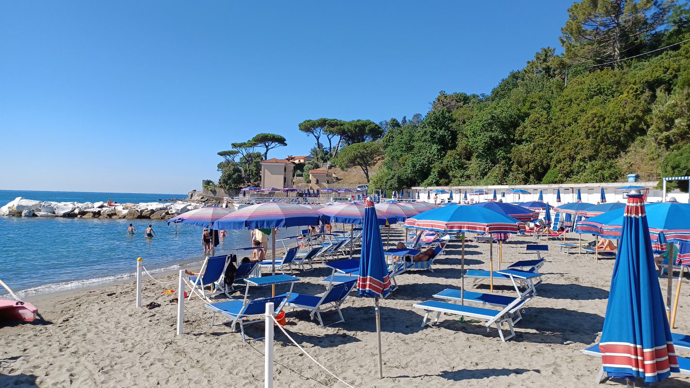 Da Via Crociata 33, Ameglia a Via Crociata 33, Ameglia