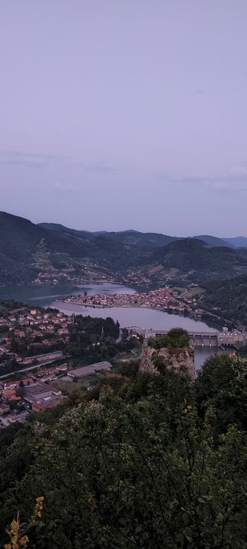 93GW+77R, Зворник to M19, Ekonomija